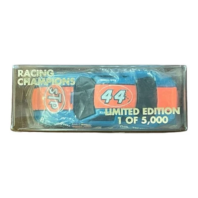 Pontiac NASCAR Racing Champions Rick Wilson #44 STP 1993 escala 1:64 fundido a presión Foto 1 de 4