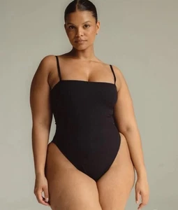 Montce Black Rib Jacelyn One-Piece CURVE 2 / 168,00 $ - Bild 1 von 8