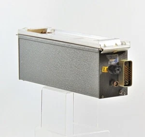 ARC CESSNA GLIDESLOPE RECEIVER R-443B W/ TRAY MOUNT TEXTRON P/N 42100-0000 - Picture 1 of 4