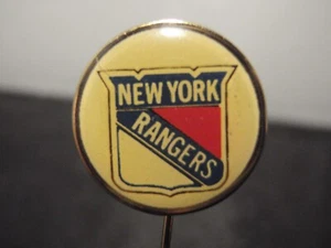 Vintage New York Rangers pin Hockey - Picture 1 of 3