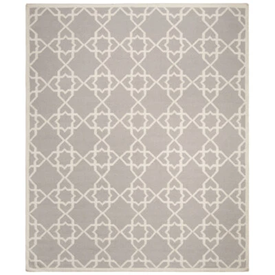SAFAVIEH Dhurries DHU548G Handwoven Grey / Ivory Rug - Image 1 of 4