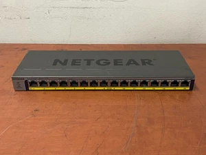 NETGEAR GS116LP 16-Port PoE/PoE+ Gigabit Unmanaged Switch | C713 - Picture 1 of 8