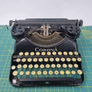 READ Antique 1920s Corona Four Portable Manual Typewriter Working No Case - Picture 1 of 19