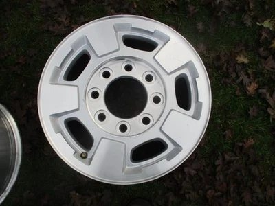 Aro de roda 17"" x 7,5"" Silverado 2500 3500 prata usinada fabricante de equipamento original 5500 2011-2019 #5 - Imagem 1 de 4
