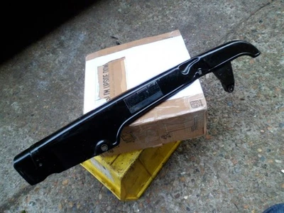 ⭐HONDA  CL360 CB 350 CL 360 GENUINE HARDLY USED CHAIN GUARD FREE POST⭐ - Image 1 of 4