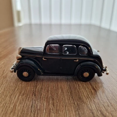 Crossway Models CM18 Wolseley 8 Saloon Trafalgar Blue # 216 - Image 1 of 4