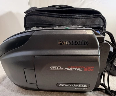 Panasonic PV-IQ604 Palmcorder IQ VHS-C Camcorder  and Accessories Tested Working - Image 1 of 4