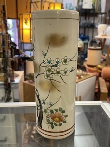 Antique Chinese Porcelain Brush Pot signed in the bottom 9" - Picture 1 of 5