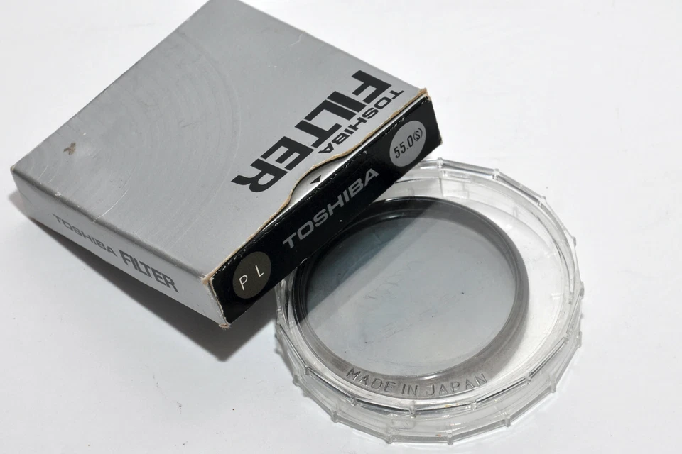 Toshiba 55 mm  P.L (Polarizer) Screw-In Filter w Case/Box Japan  unused pristine - Image 1 of 3