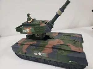 Motor Max Toy Tank 14" Transforms 2002 Playset Military Army 76703 - Picture 1 of 5