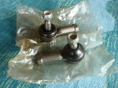 ROVER P5 / P5B Inner track rod ends.  One pair.  Right hand thread.  New. - Image 1 of 3