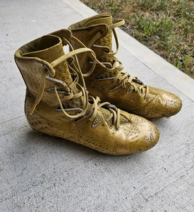 Scarpe Under Armour Highlight Calcio Tacchetti Oro Uomo Taglia 10 Abbigliamento Sportivo Giocatori - Foto 1 di 13
