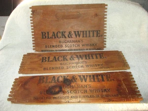 VINTAGE 1975 SCHWARZ & WEISS SCOTCH WHISKEY BUCHANAN HOLZKISTE/BRETTER FÜR SCHILDER COOL - Bild 1 von 24
