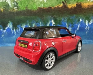 Mini Cooper S Hatch 1:24 Diecast Car Model Personalised Plate Gift for Him - Picture 1 of 12