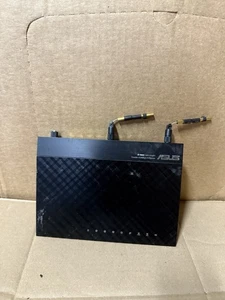 ASUS RT-N66U 450 Mbps 4-Port Gigabit Wireless N Router - Picture 1 of 3