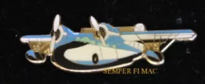 GRUMMAN GOOSE G-21 GALLEGGIANTE IDROVOLANTE BAVERO CAPPELLO PIN UP US PILOT CREW WING TIE TAC** - Foto 1 di 24