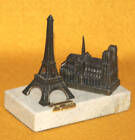Figurine Paris Tour Eiffel & Cathédrale Notre Dame Papier Métal Marbre