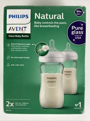 Paquete de 2 biberones de vidrio Philips Avent 8 oz, 1 m+, pezón de respuesta natural Foto 1 de 2