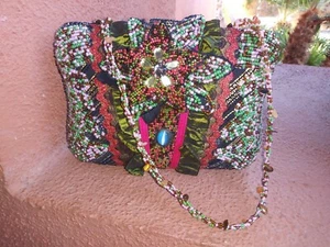 BOLSO TAPIZ CON CUENTAS A MANO MULTICOLOR FIESTA DE GRADUACIÓN NUPCIAL - Imagen 1 de 9