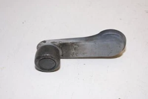 1994-1995 NISSAN PICKUP TRUCK 2.4L LEFT SIDE LH DOOR MANUAL WINDOW CRANK - Picture 1 of 12