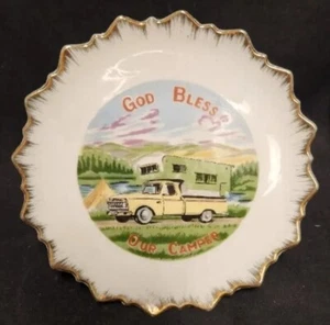 Vintage God Bless Our Camper hängende Sammlerplatte mit Chevy der 1970er Jahre - Bild 1 von 2
