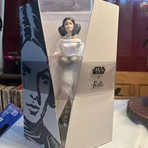 1 of 20,000 Mattel 2019 R2D2 "Star Wars X A New Hope" Barbie SEALED NIB - Picture 1 of 12