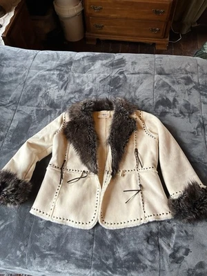 Chaqueta suave blanca CATO para mujer L imitación gamuza corbata frontal festival bolsillos boho Foto 1 de 4