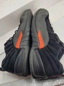 Jordan 12 Retro Low gebraucht Herrengröße 11,5 schwarz und orange Wildlederstruktur  - Bild 1 von 16