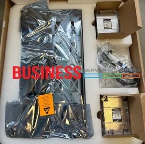 HPE ProLiant DL385 Gen10 Plus v2 8SFF x1 U.3 BC MidTray BasicCage Kit P39600-B21 - Picture 1 of 1