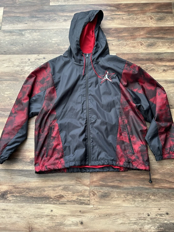 Chaqueta cortavientos Jordan roja y negra XXL calce suelto - logotipo Jumpman Star - rara Foto 1 de 3