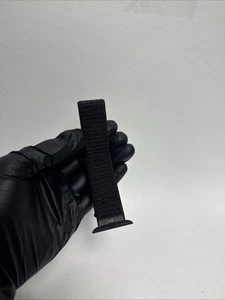 Genuine Apple Watch 44mm Black Sport Loop Strap MQW72AM/A Hook & Loop Closure - Photo 1 sur 6