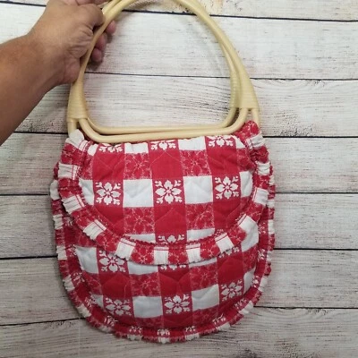 Vintage Quilt Handmade Unbranded Tote Bag Plastic Handles 1970s 1980s - Image 1 of 4