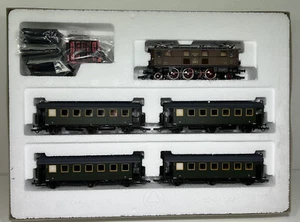 Roco H0 43923 set treni E32 + 4 vagoni passeggeri DRG Ep.II AC nuovo & IMBALLO ORIGINALE - Foto 1 di 9