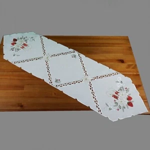 Tischläufer Weihnachten 40x140cm spitz Kerzen Zapfen weiß/rot weiß-grau 5968 - Bild 1 von 4