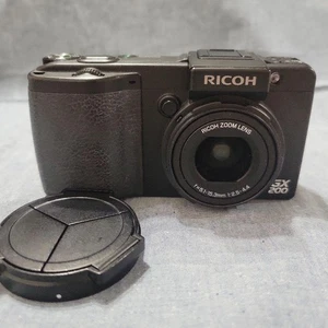 RICOH GX200 Black 10.0MP Digital Compact Camera#M165 - Picture 1 of 4