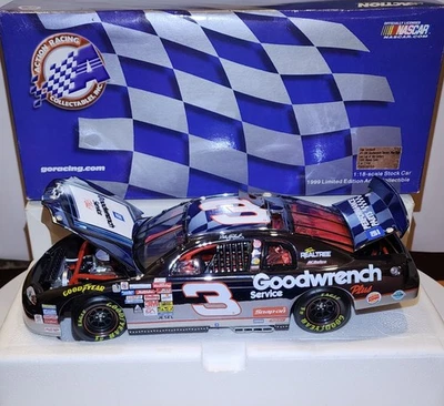 Dale Earnhardt Goodwrench Service Plus Action1/18Diecast Last Lap Of The Century - Image 1 of 4