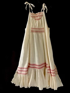 Maxi abito Free People kaki con cinturino e accento ricamato taglia S nuovo con etichette reg $128 - Foto 1 di 3
