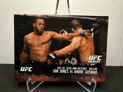 2009 Topps UFC #101 Jon Jones RC vs. Andre Gusmao Rookie (13) - Image 1 of 2