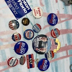 VTG Mixed Lot of 16 Pinback Pin Buttons Political Politics President Old GOP Dem - Picture 1 of 6