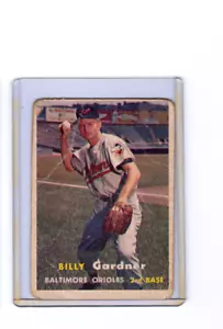 1957 Topps Billy Gardner Baltimore Orioles #17 ⭐️💥🎯Original - Picture 1 of 2