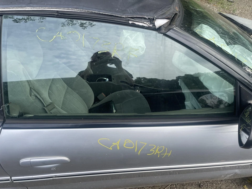 Front Door Glass/window CHRYSLER SEBRING Right 01 02 03 04 05 06 Foto 1 de 1