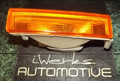 88-89 OEM Honda Prelude BA front bumper driver turn signal light 045-5110 FL DV3 - Image 1 of 4