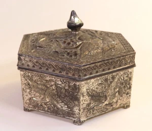 Vintage Silver Metal Octagonal Trinket Box w/ Lid ~ No Lining 3.5" x 2.5" Tall - Picture 1 of 13