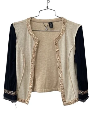 Cárdigan corto BKE Boutique talla mediana lentejuelas adornado frente abierto beige negro Foto 1 de 4
