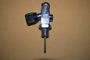 Used DACOR 3000PSI Scuba Tank K Valve Marked 8409 - Picture 1 of 4