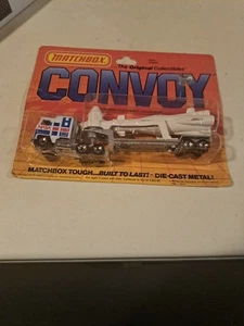 VINTAGE 1983 MATCHBOX CONVOY CY-2 KENWORTH C.O.E. * ROCKET TRANSPORTER DIE CAST  - Picture 1 of 2