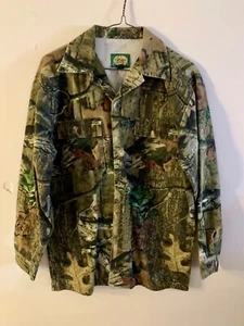 Boy's Cabela's Camo Hunting Button-Up Shirt Size 16 Regular - Picture 1 of 4
