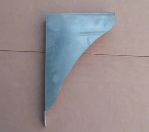 PANEL DE PARCHE TRASERO DERECHO GUARDABARROS DELANTEROS JEEP - 71 Y PRIOR CJ5, CJ6, M38A1 > FABRICANTE DE EQUIPOS ORIGINALES - Imagen 1 de 2