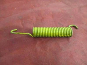 Brake Adjust Spring 64 65 66 67 68 6 Cylinder A Body NOS MOPAR 2266272 - Picture 1 of 3