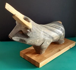 Wooden sculpture - Stylised Bull - Ferdinand - Picture 1 of 6